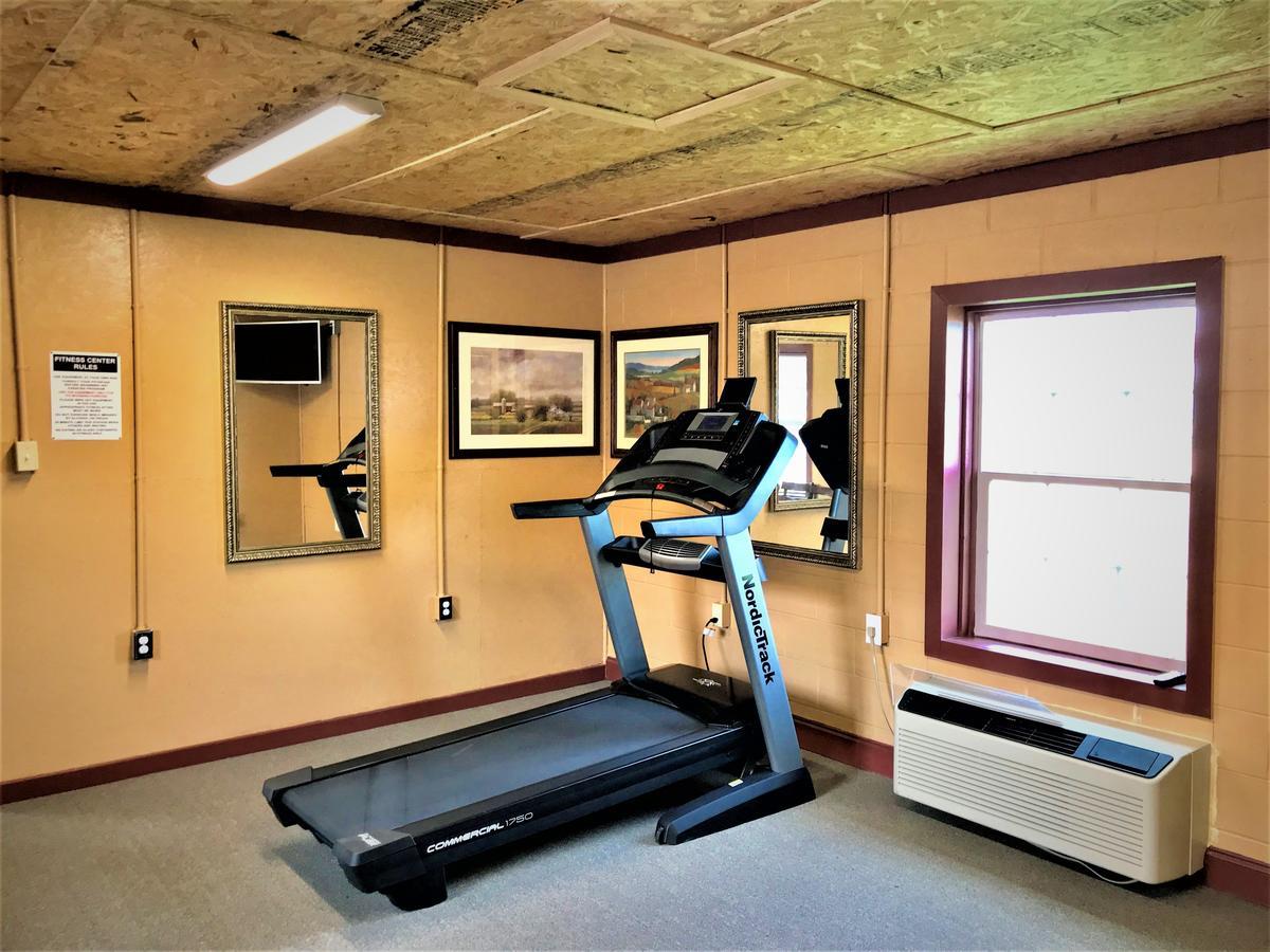 Star Plus Inn & Suites Selmer Luaran gambar