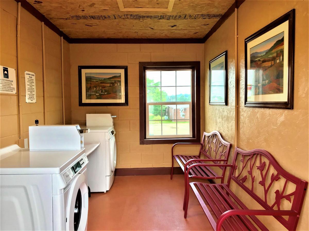 Star Plus Inn & Suites Selmer Luaran gambar