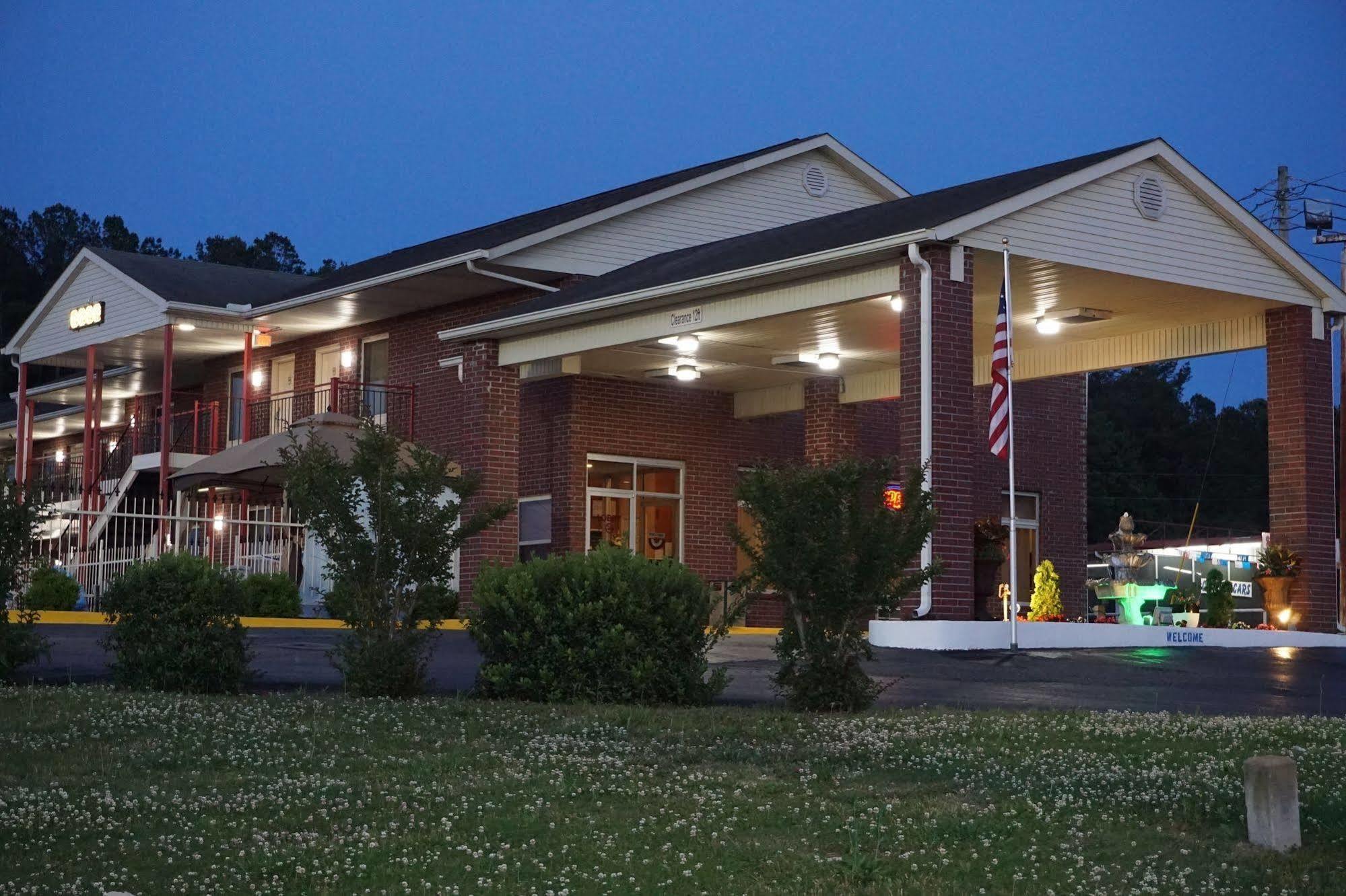 Star Plus Inn & Suites Selmer Luaran gambar