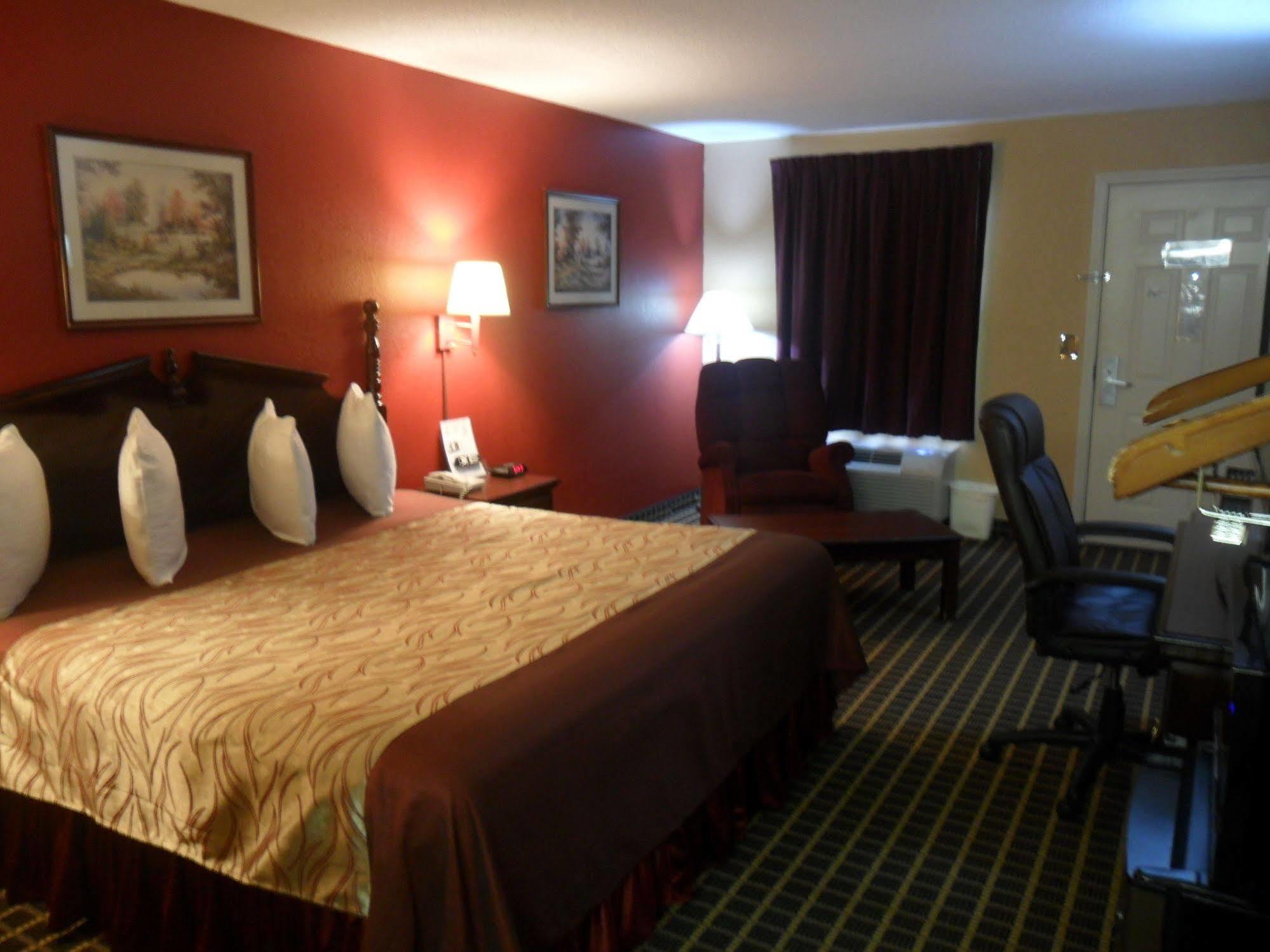 Star Plus Inn & Suites Selmer Luaran gambar