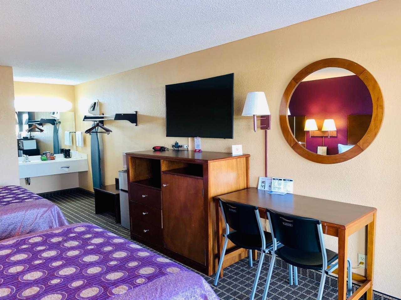 Star Plus Inn & Suites Selmer Luaran gambar