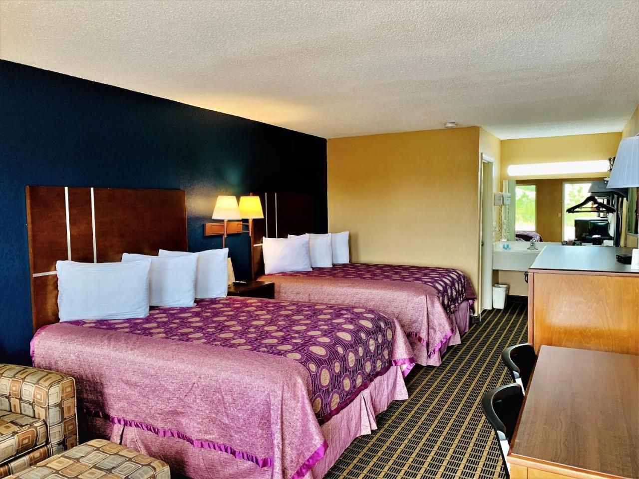 Star Plus Inn & Suites Selmer Luaran gambar