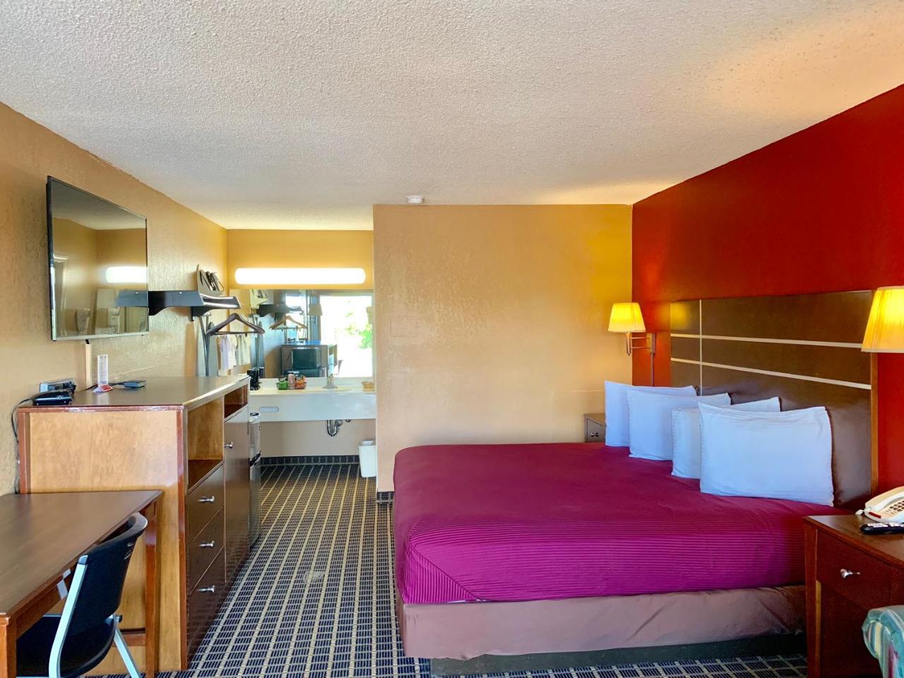 Star Plus Inn & Suites Selmer Luaran gambar