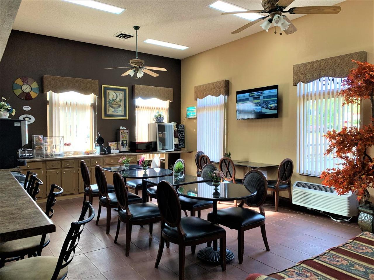 Star Plus Inn & Suites Selmer Luaran gambar