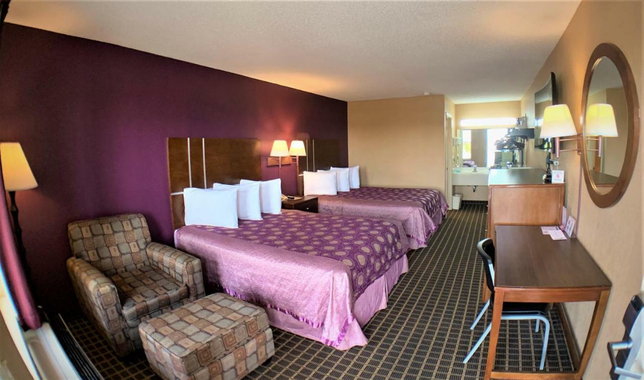 Star Plus Inn & Suites Selmer Luaran gambar